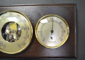 Barometer mahoniekleurig eiken